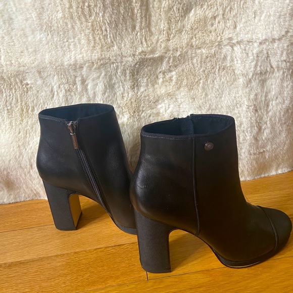 Karl Lagerfeld women’s boot size 6.5 - Picture 3 of 3
